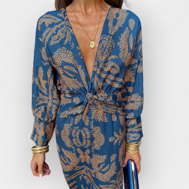 Minimalistinė atlasinė suknelė