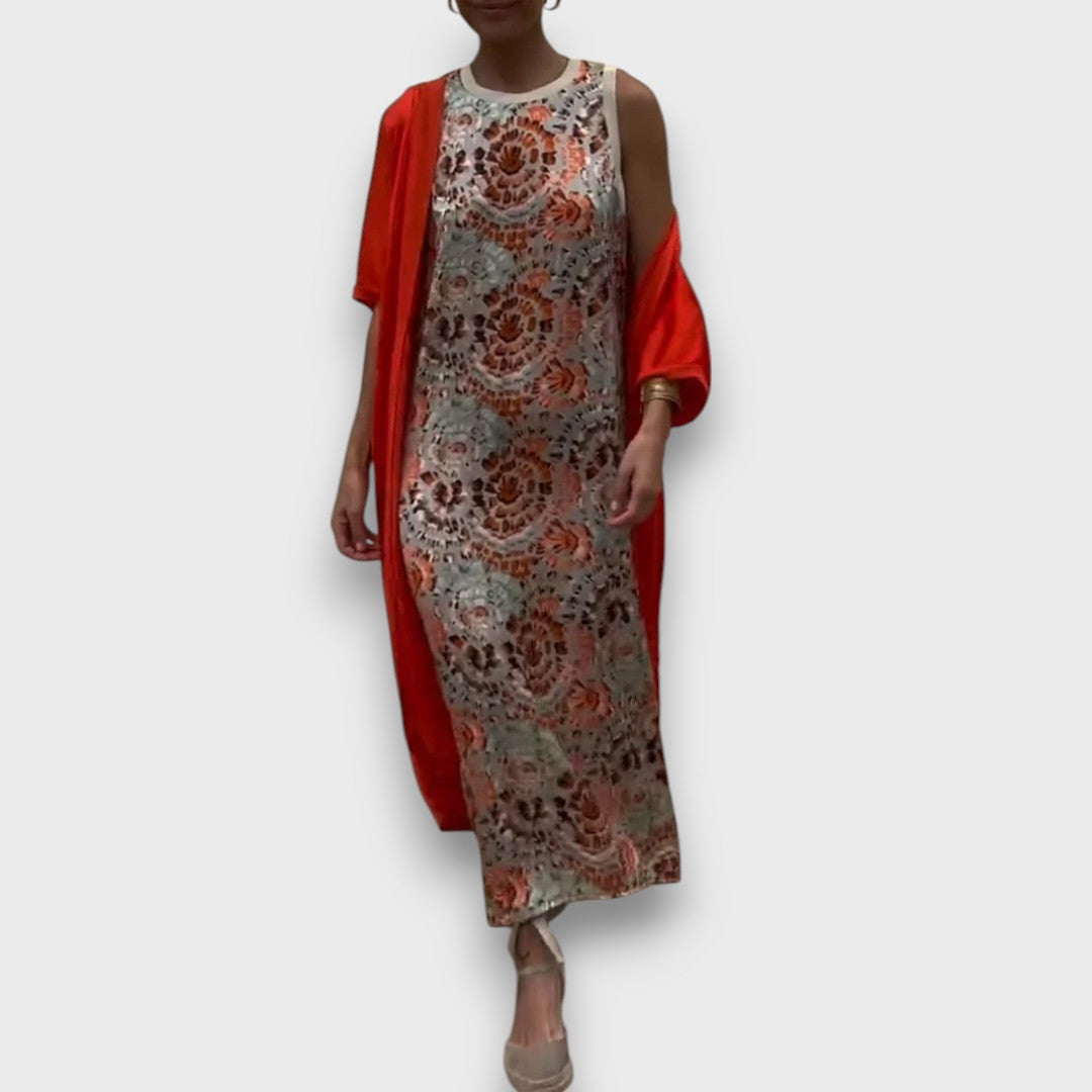 Ilga suknelė su kardiganu