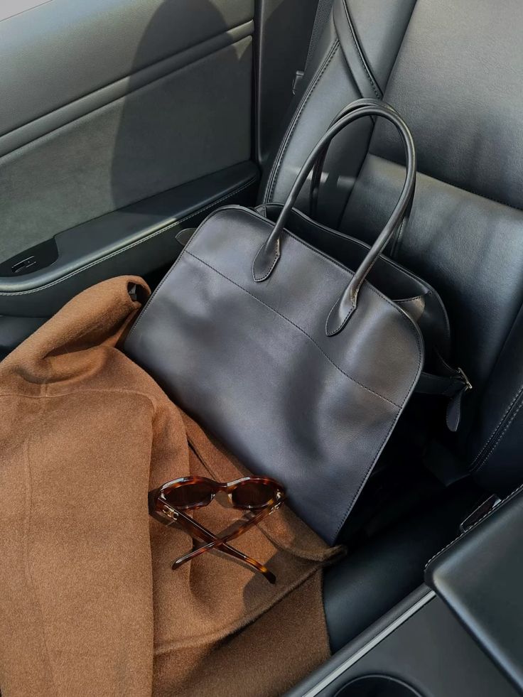 Monika - Zomšinė rankinė