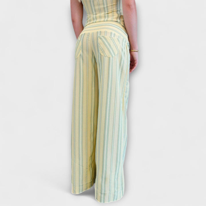 Anastasija - Klasikinis dryžuotas kelnių komplektas