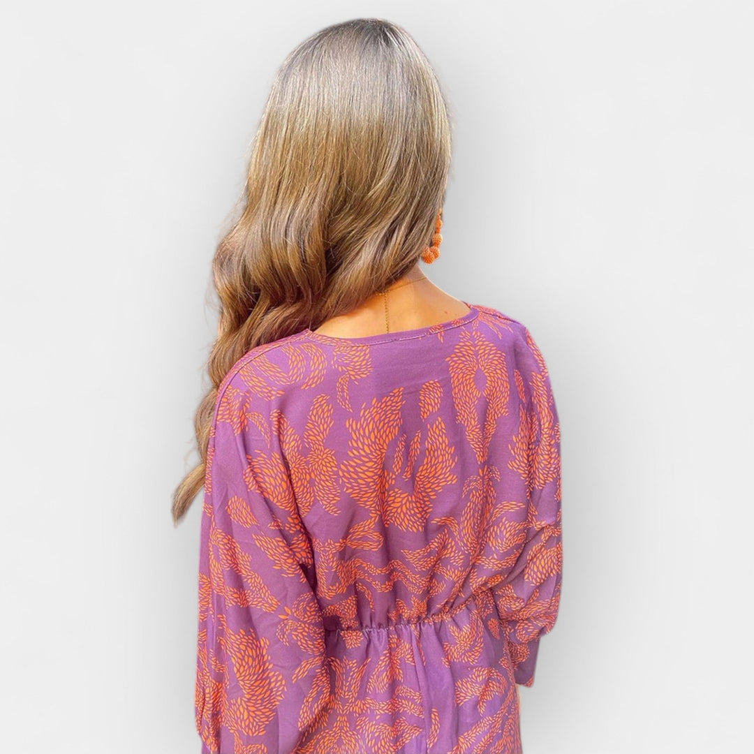 Minimalistinė atlasinė suknelė