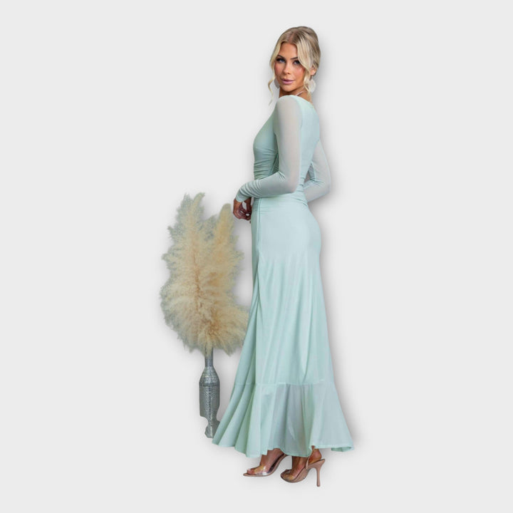 Įspūdingas Suknelė su Elegantiška Linija