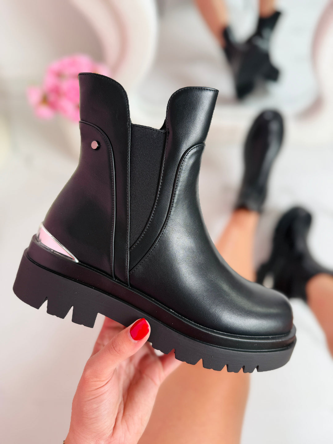 Rimgarda - Kontrastingos batai