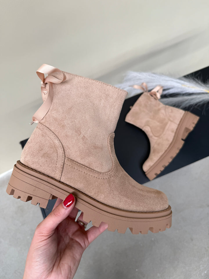 Saulina - Stilingi batai