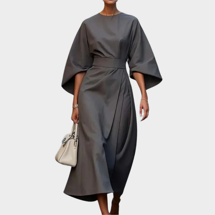 Šikagos Minimalistinis Suknelė su Diržu ir Plačiomis Rankovėmis