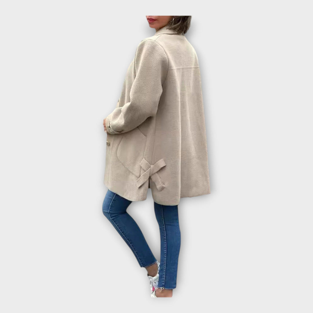 Ilgas Paltas su Klasikiniu stiliumi ir Mygtukais