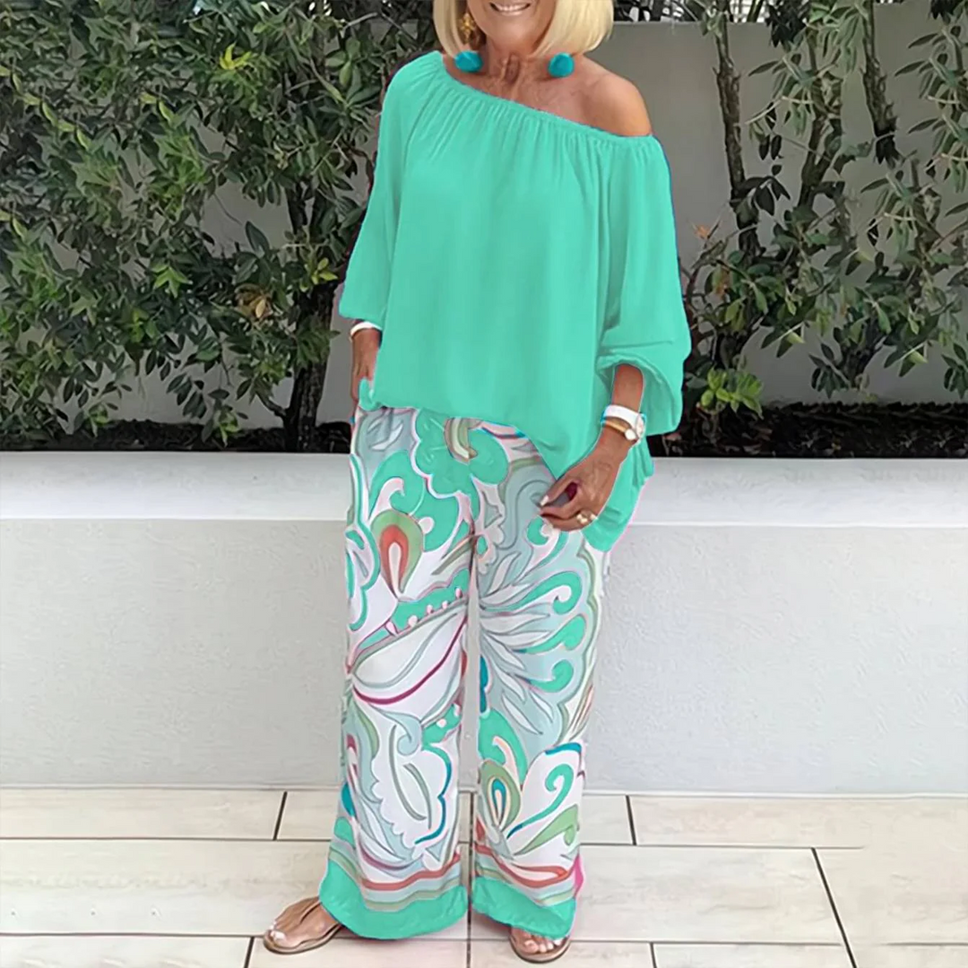 Yesenia - Atsitiktinis Dviejų Dalių Komplektas