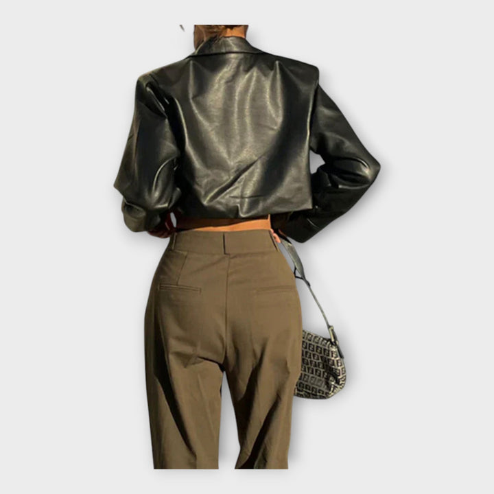 Olga - Trumpas odinis paltas 