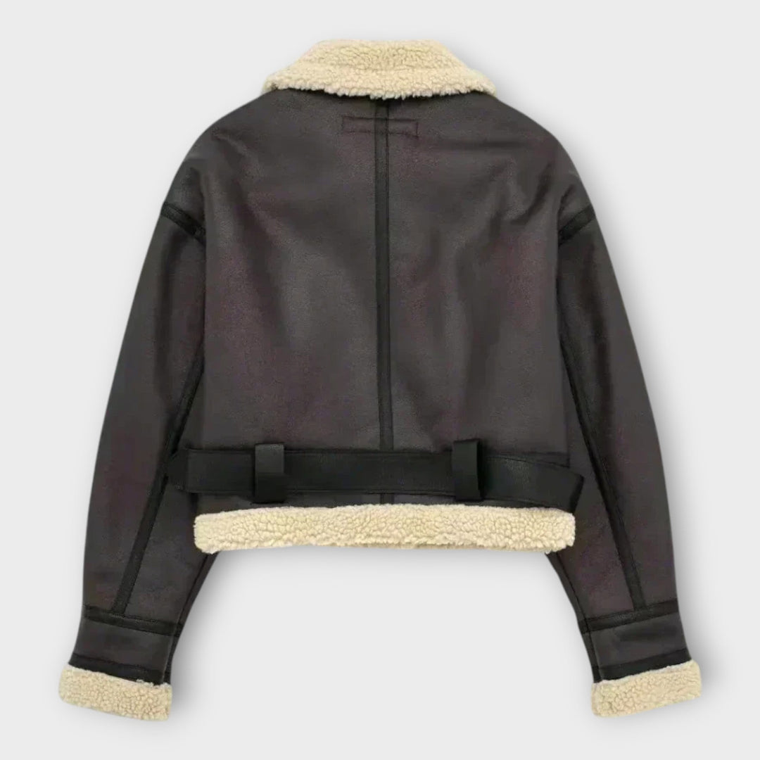 Greta - Odinis baksteli jos gobtuvu 