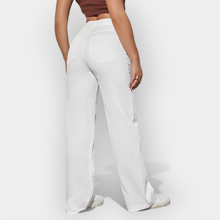 Tiesaus kirpimo džinsai