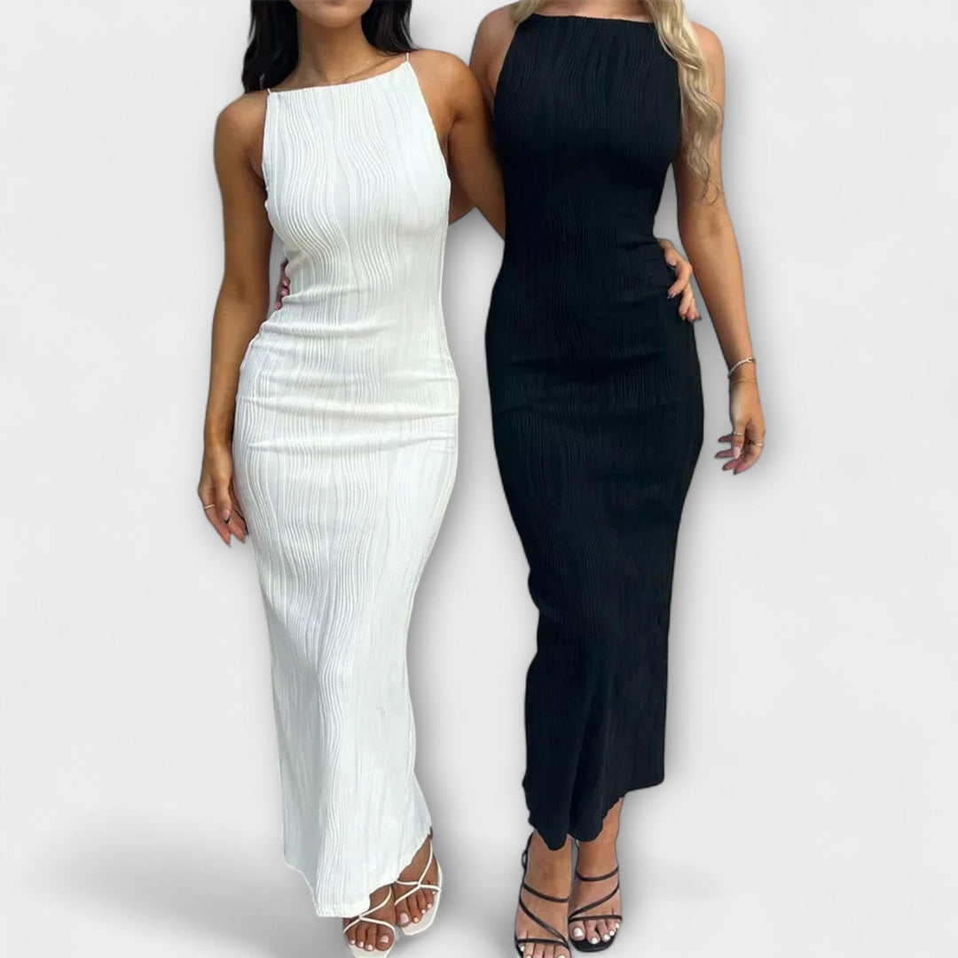 Elegantiška ilga suknelė be rankovių