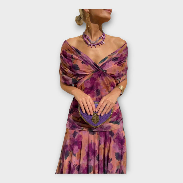 Lengvas Suknelė su Išskirtiniu Dekolte