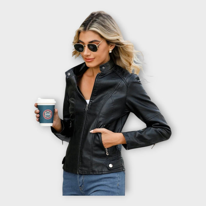 Saule - Laikui nepavaldaus stiliaus paltas 