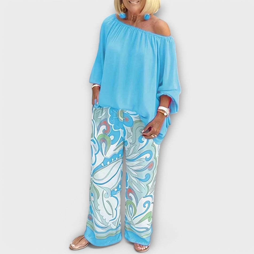 Yesenia - Atsitiktinis Dviejų Dalių Komplektas